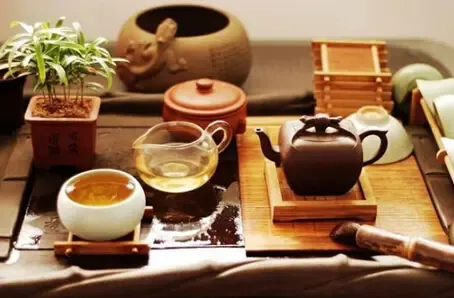 清甜露茶饮，心情舒畅每一天